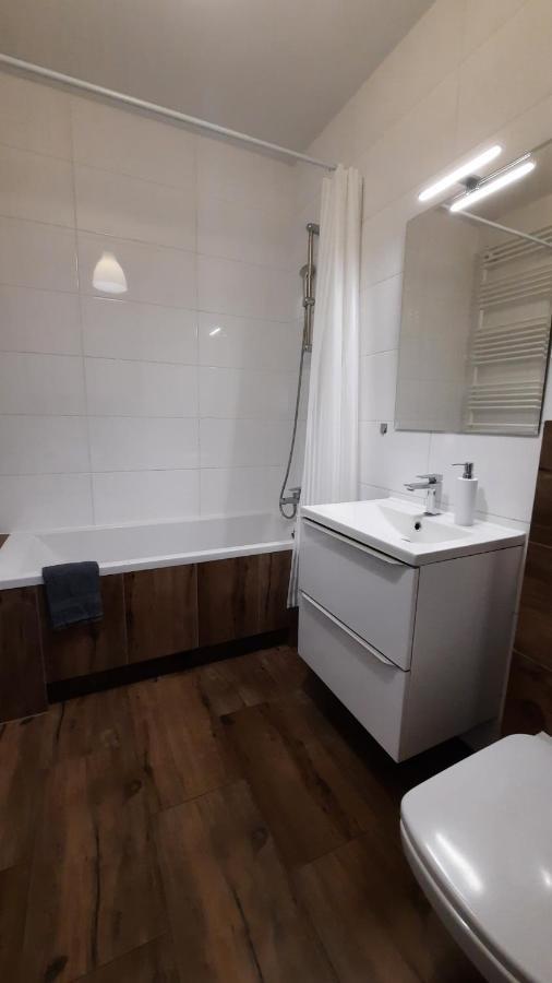 Апартаменти Ursa - Wygodny Apartament I Bezplatny Parking Na Miejscu Варшава Екстер'єр фото