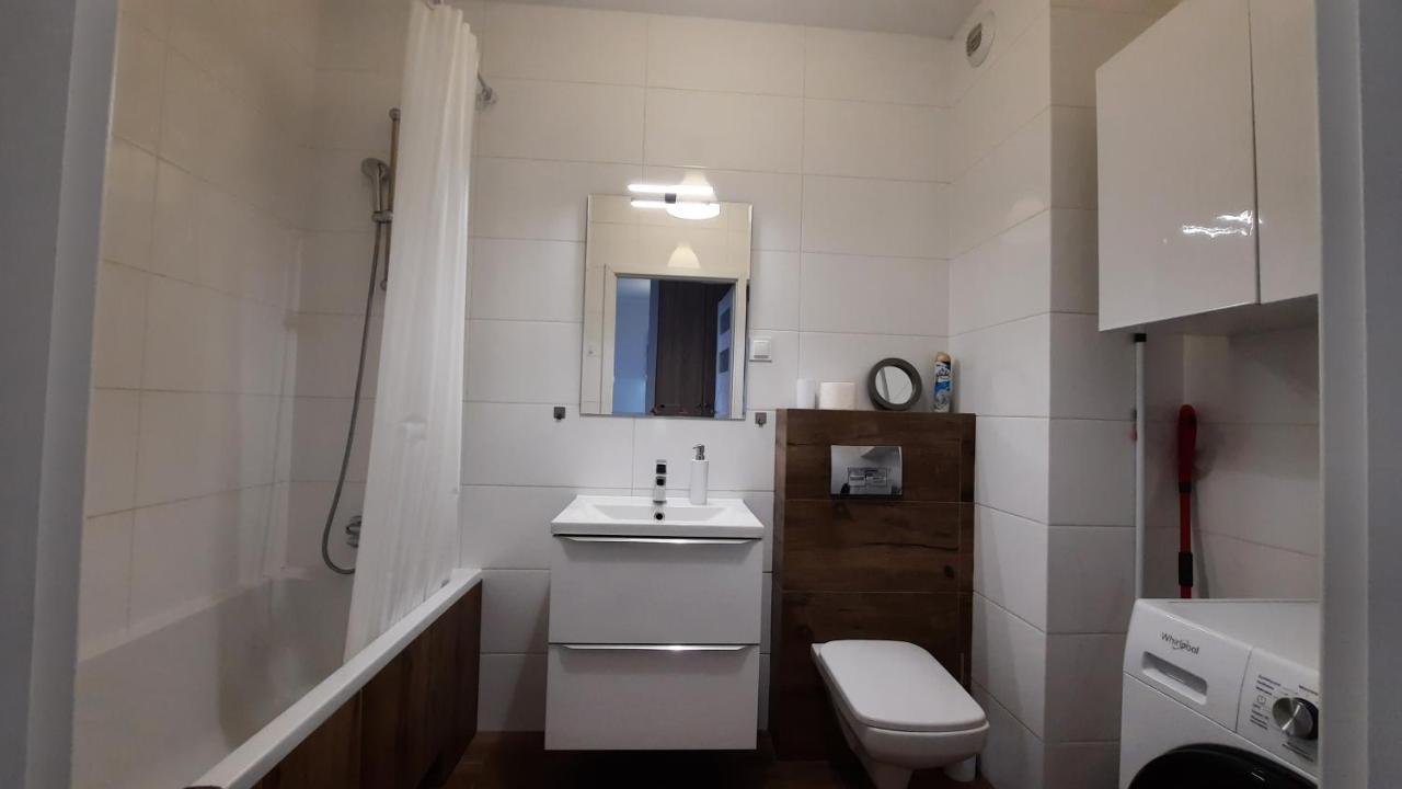 Апартаменти Ursa - Wygodny Apartament I Bezplatny Parking Na Miejscu Варшава Екстер'єр фото